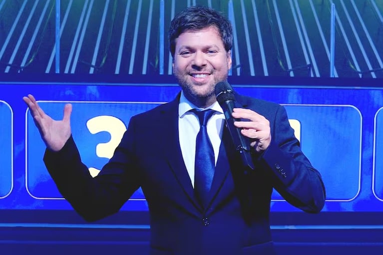 Pelotas, agua y preguntas decisivas: así es The Balls, el nuevo programa de Guido Kaczka por El Doce