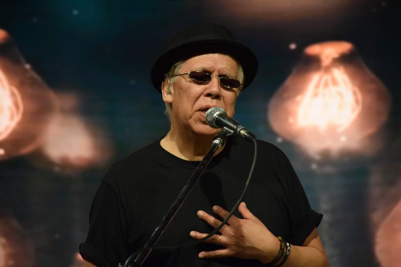 Pelusa tiene nuevo disco y lo presenta junto a El Doce.