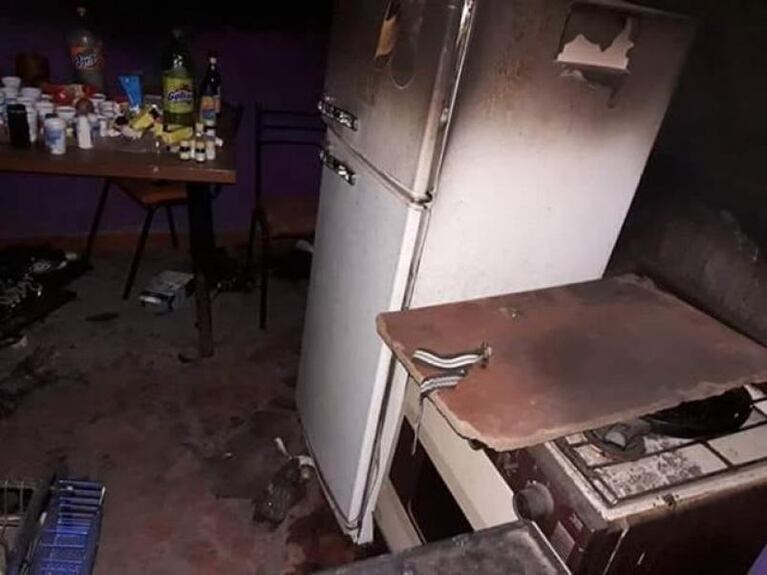 Perdieron todo en un incendio y necesitan ayuda para sus tres hijos