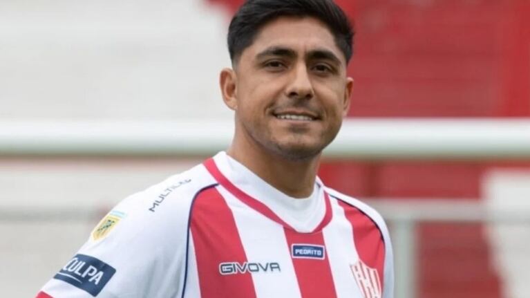 Personal de la PDI y de la División Trata de Personas realizó un operativo en el domicilio del jugador.