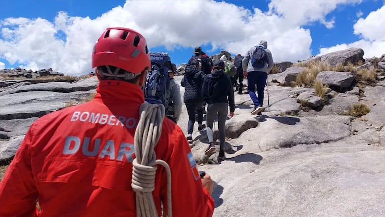 Personal del Duar descendió el cuerpo del fallecido. (Foto ilustrativa).