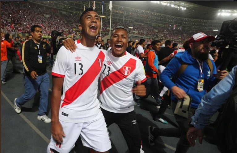 Perú venció a Nueva Zelanda y festejó la clasificación al Mundial.