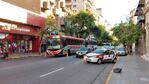 Pese a que el intendente Llaryora pidió evitar el transporte público, en las horas pico hay gran cantidad de pasajeros. / Foto: Policía de Córdoba
