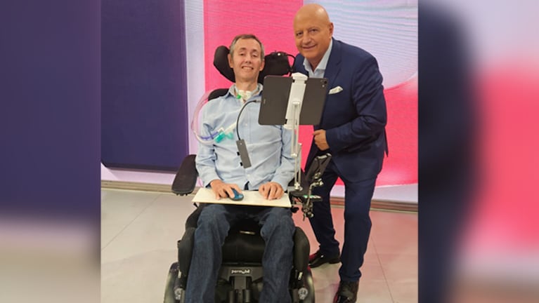 Petete Martínez junto a Martín Bedouret en Noticiero Doce.