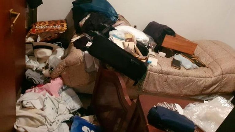 Picanearon a una familia y desvalijaron su casa: “Les pedía que me dejen de pegar”