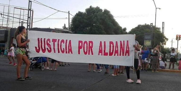 Piden justicia tras el suicidio de una joven de 19 años violada por su padre