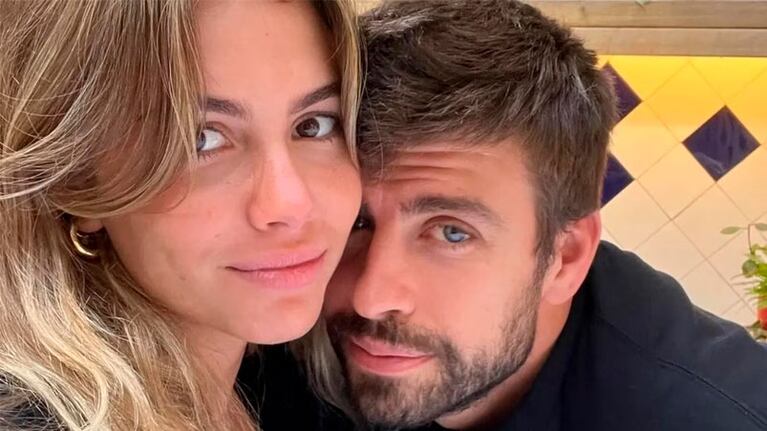 Piqué publicó la primera foto con su novia días atrás.