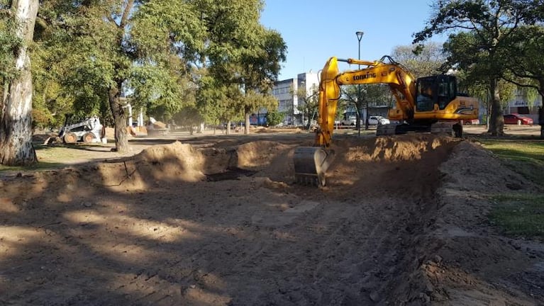 Piquete en cuarentena: puesteros de la feria rechazan irse del Parque Las Heras