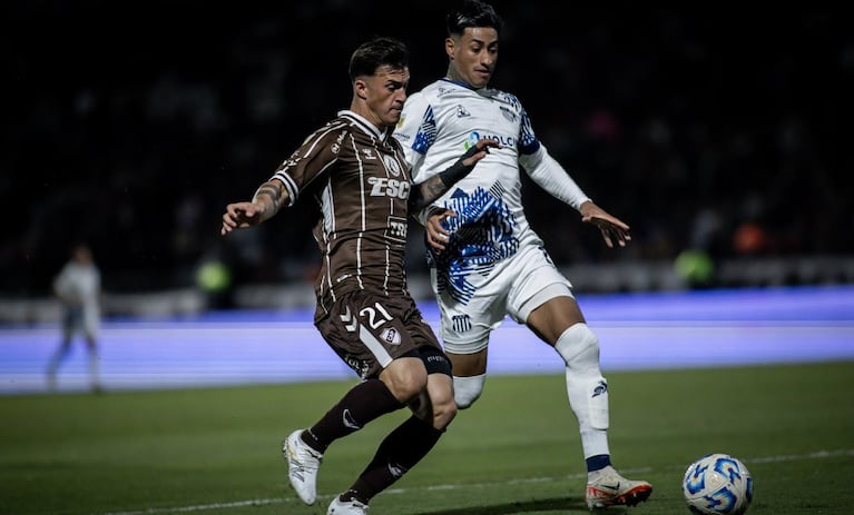 Platense-Talleres en Vicente López.