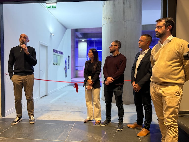 Pocito Social Life trae una gran novedad: la única pista de hielo en la ciudad de Córdoba