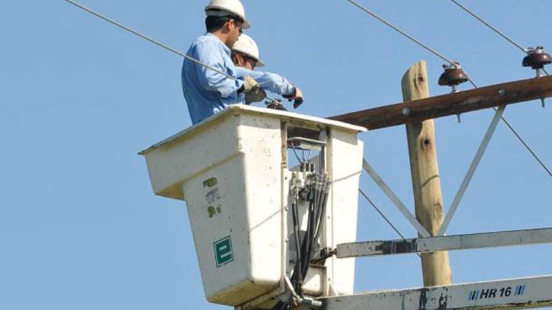 Polémica por el sueldos de los empleados de EPEC.