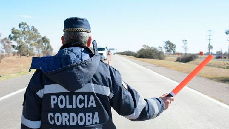 Policías dentro del grupo de riesgo deben tomarse licencia y aislarse.