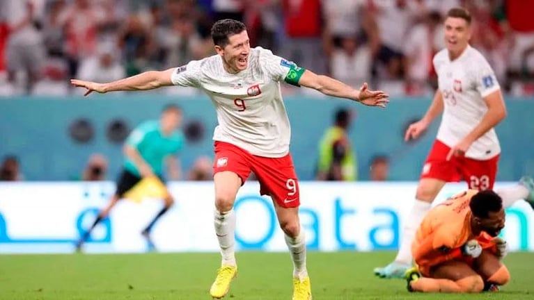 Polonia le ganó a Arabia Saudita por 2 a 0: la calculadora de Argentina