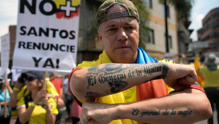 Popeye es un ferviente opositor al presidente Santos de Colombia.