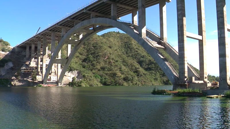 Por ahora, al imponente puente no se le sacará todo el provecho posible. 