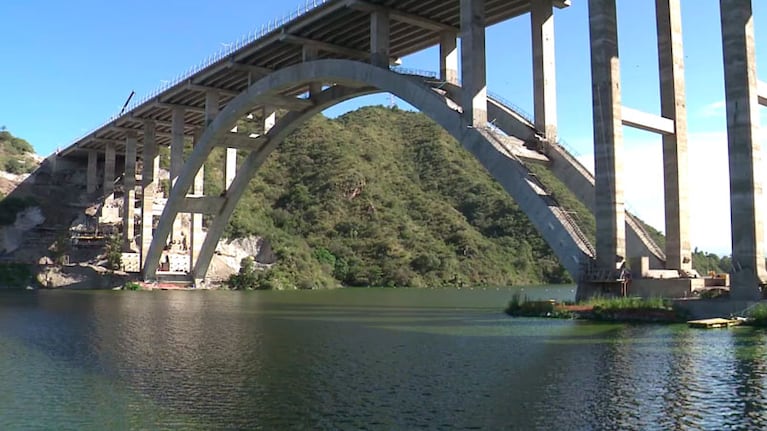 Por ahora, al imponente puente no se le sacará todo el provecho posible.