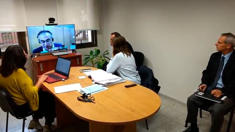 Por cuestiones sanitarias, el juicio se realizó en salas separadas conectadas por videoconferencia.