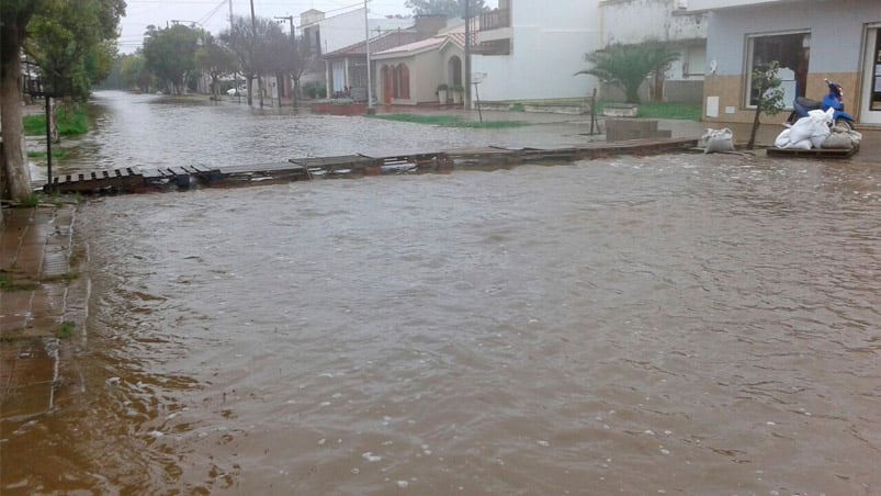 Pozo del Molle se inundó por tercera vez en el año. 