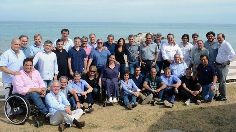 Prat Gay y Frigerio se sorprendieron con la revelación de Bullrich.