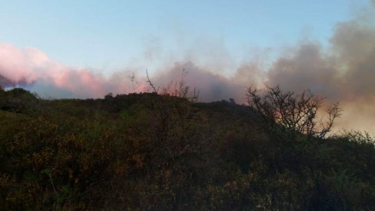 Preocupación en Traslasierra: se reavivó el fuego en San Javier