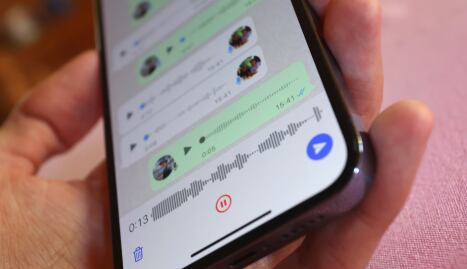 Preparan un cambio en los audios de WhatsApp: de qué se trata y cuándo se activará