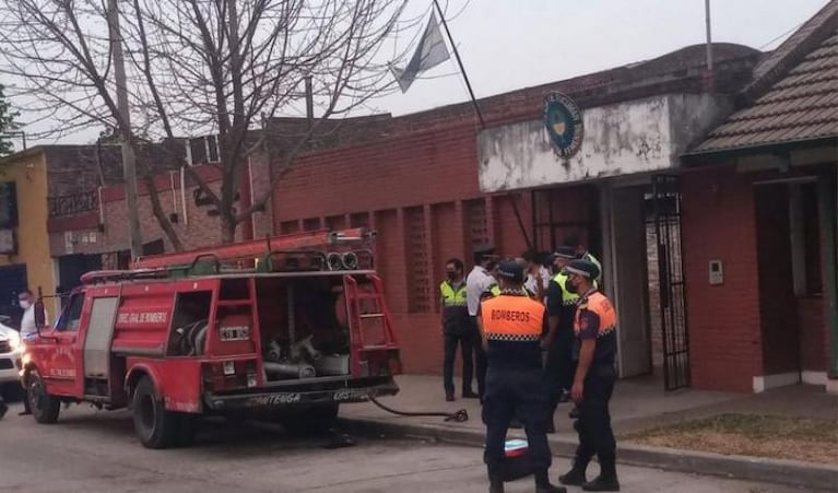 Presas muertas en una celda: las familias desmintieron la versión del incendio