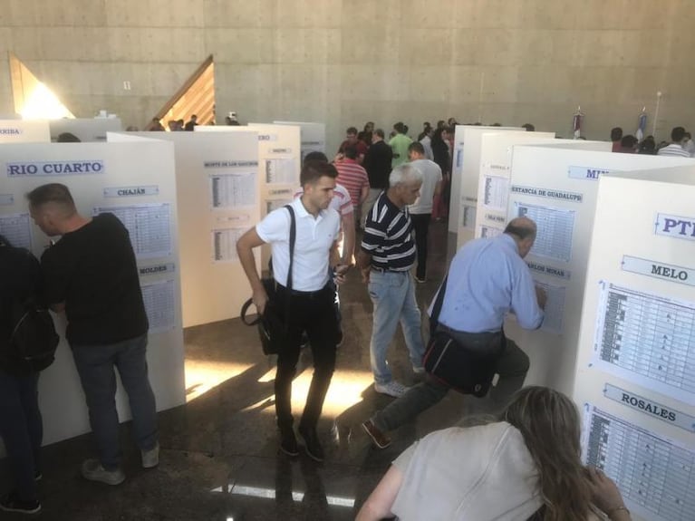Presentaron la boleta única para las elecciones del 12 de mayo en Córdoba
