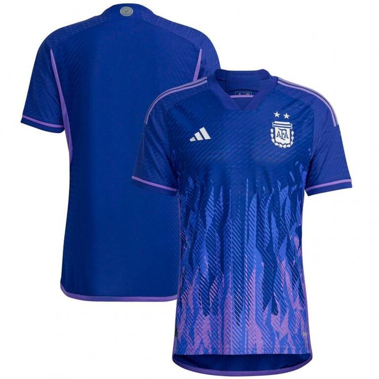 Presentaron la camiseta alternativa de la Selección Argentina para el Mundial