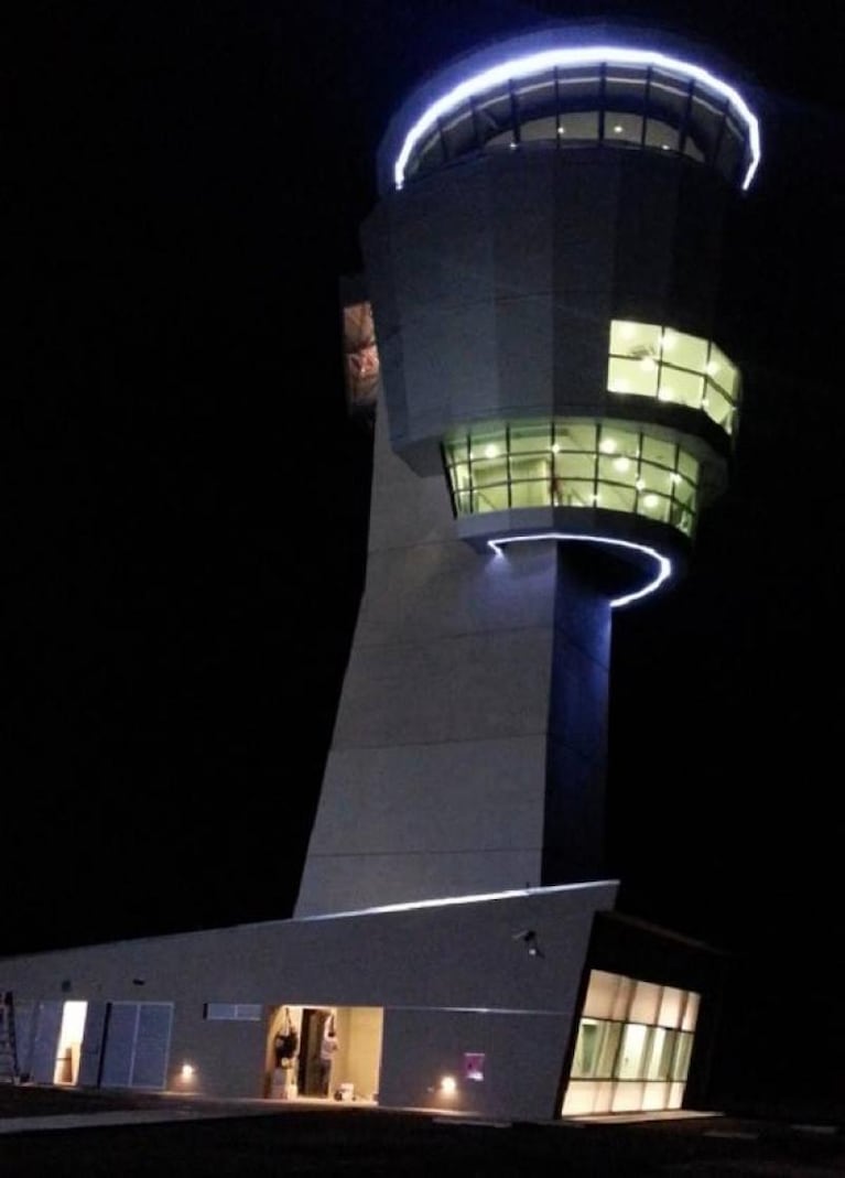 Presentaron la nueva torre de control del aeropuerto
