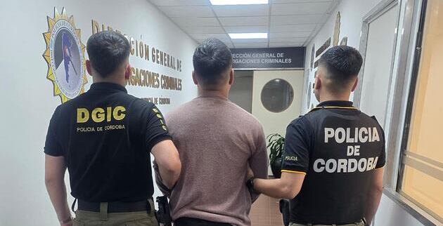 Presunto estafador de autos y motos estafado.