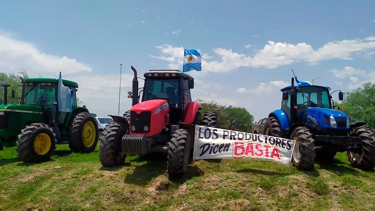 Productores agropecuarios de Córdoba en el tractorazo.