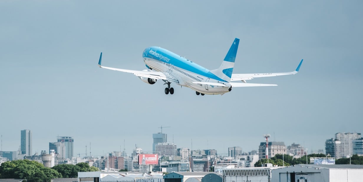 Promociones para volar por el país en las vacaciones de invierno.