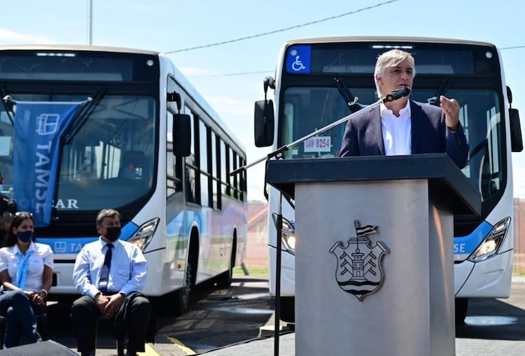 Propuso la gratuidad del transporte por servicio esencial.