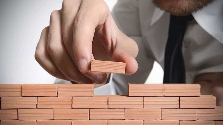 Proyectar le ofrece al inversor un sistema sin sorteos ni licitaciones.
