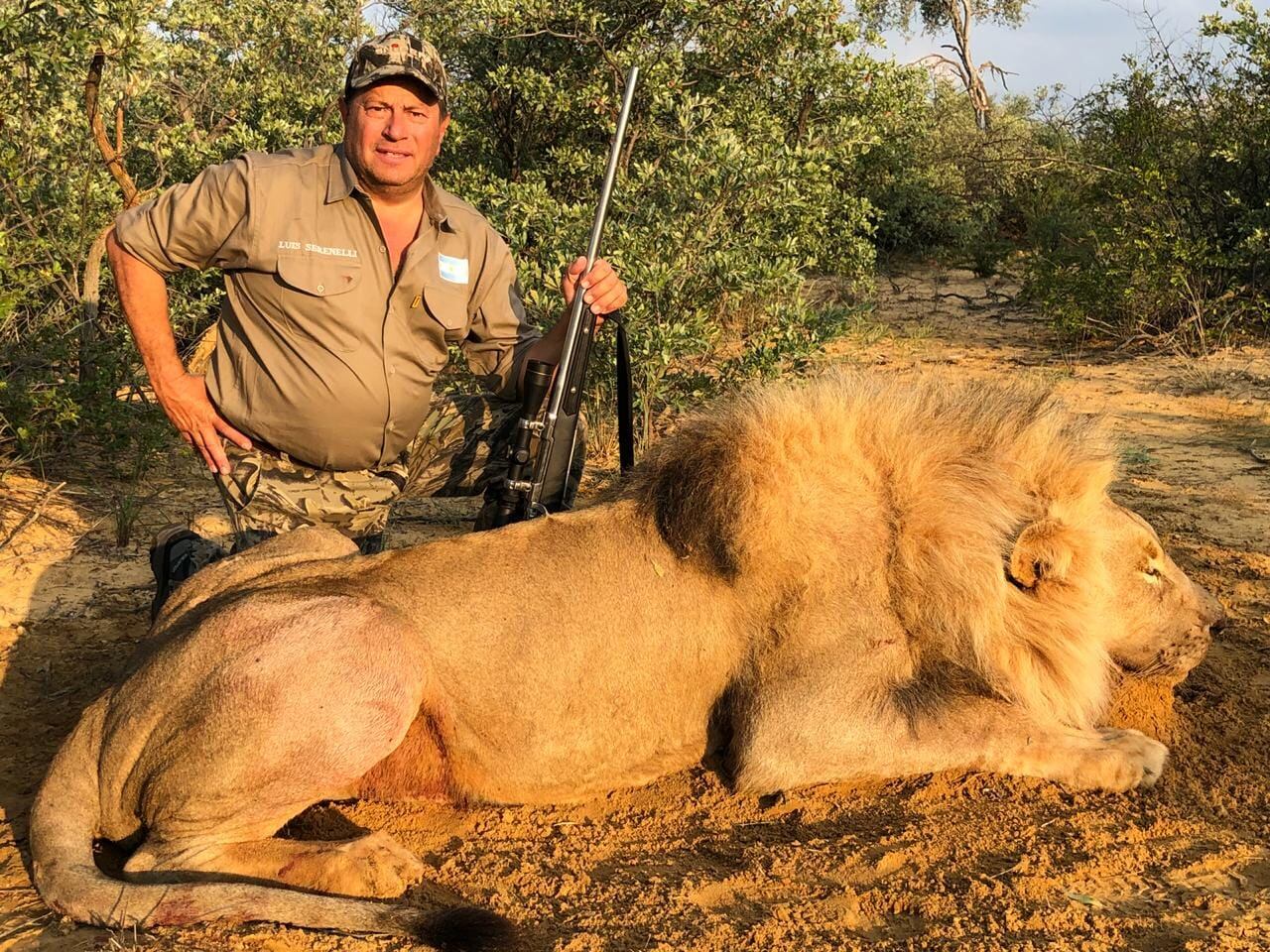 Publicaron las fotos con los cadáveres de animales como trofeos.