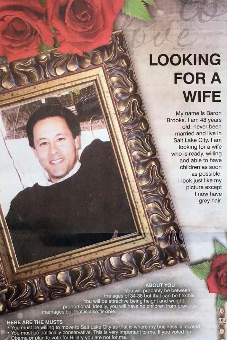 Publicó un aviso para encontrarle esposa a su hijo de 48 años