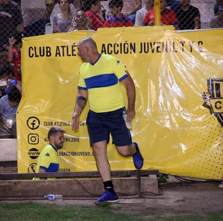 Q´Lokura: fútbol solidario y visita en el baile