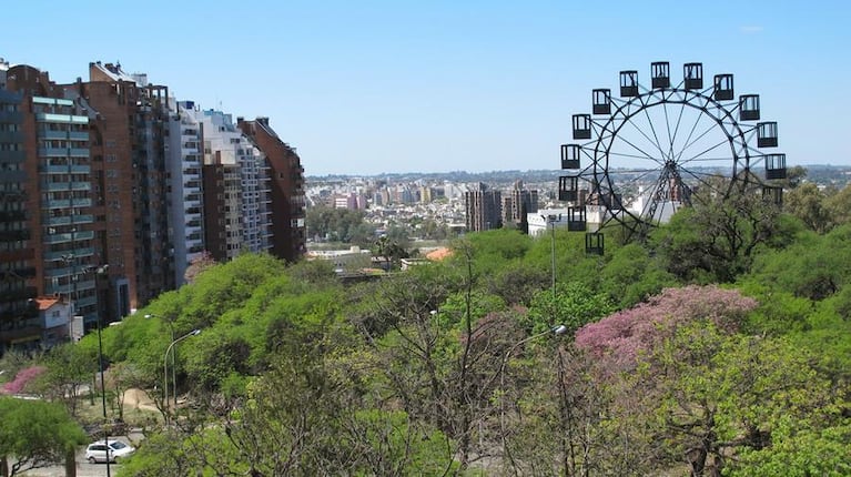 Qué día llegará a los 27 grados. 