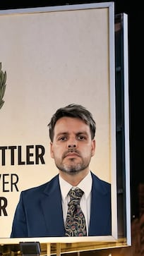 ¿Qué estarán preparando?: la enigmática campaña de Q’ Lokura con el equipo de Paren la Mano
