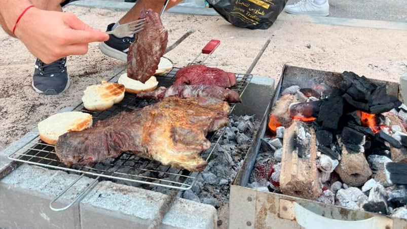 ¡Qué rico asado y en Qatar!