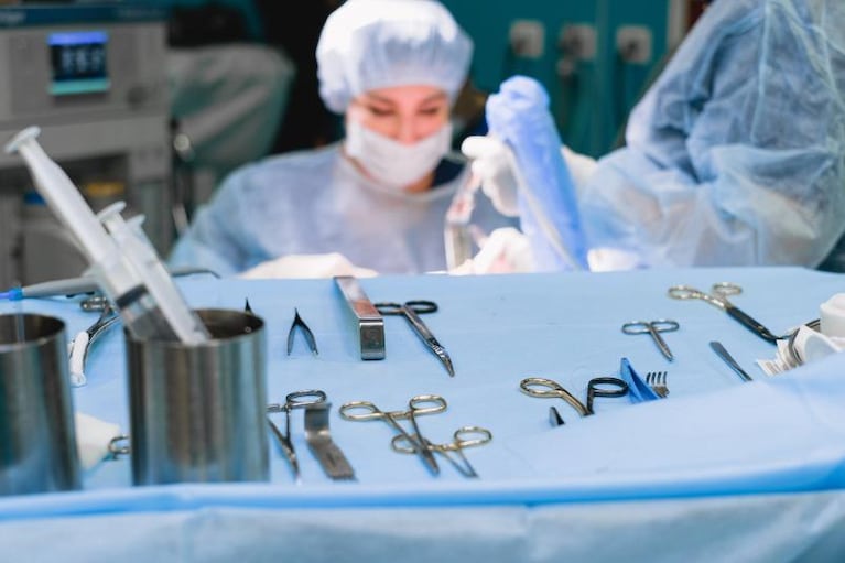 ¿Qué rol cumple la anestesia en la cirugía plástica?