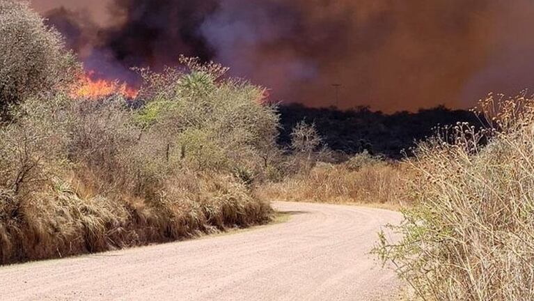 Quedan incendios activos: cuándo volverían las lluvias en Córdoba