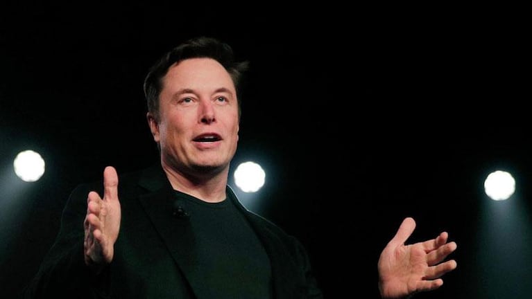 Quién es el francés que superó a Elon Musk y se convirtió en el hombre más rico del mundo