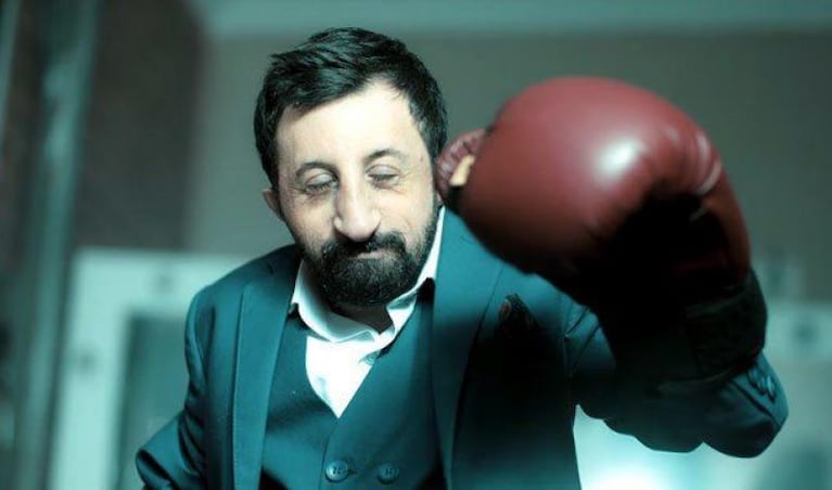 Quién es “Nadie”, el turco que mide 120 centímetros, fue boxeador y se hizo viral