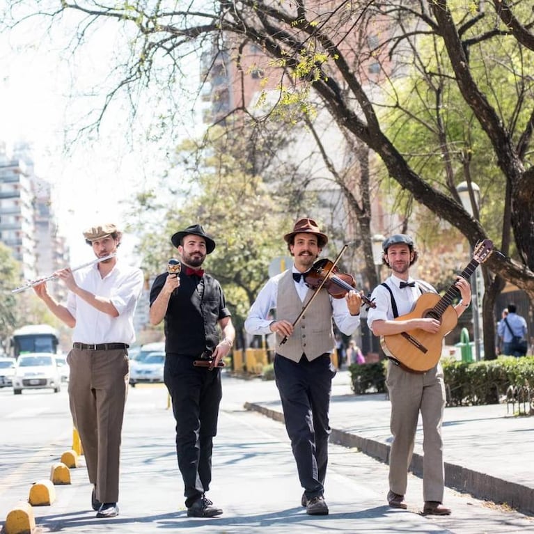 Quién es Rodrigo Sandoval, la nueva voz del cuarteto