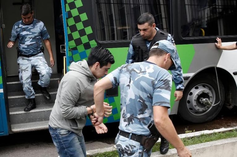 Quiénes son los cinco detenidos acusados de violar a una chica de 14 años en Miramar