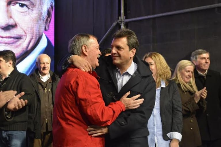 Rabolini y Vigo, foto y "flores" 