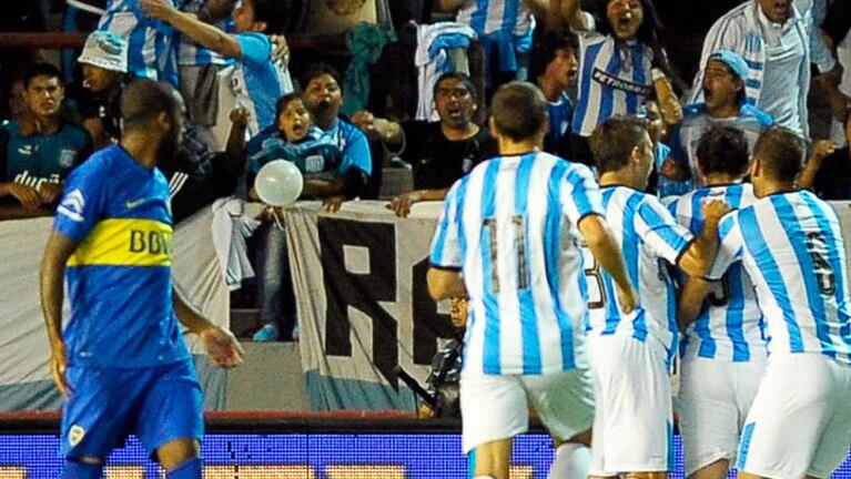 Racing festejó y Boca sufrió en Mar del Plata. 