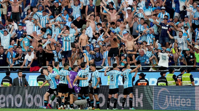 Racing salió campeón de la Copa Sudamericana 2024 (Foto: AP)