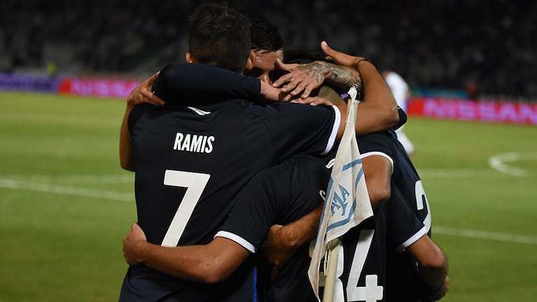 Ramis marcó el primero y el cuarto para la goleada albiazul.